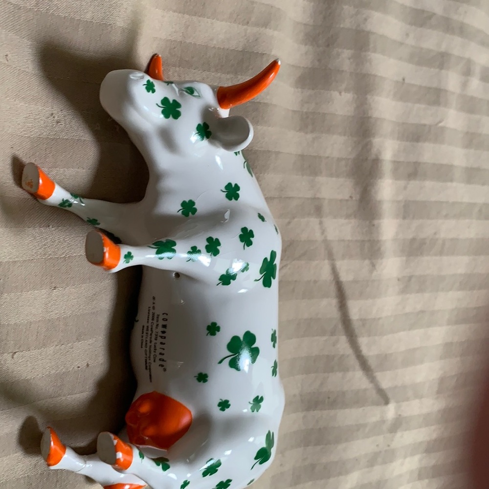 Cow parade Lucky Cow.